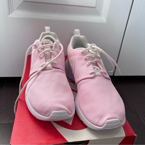 Nike | Roshie One - Picture 2 of 7